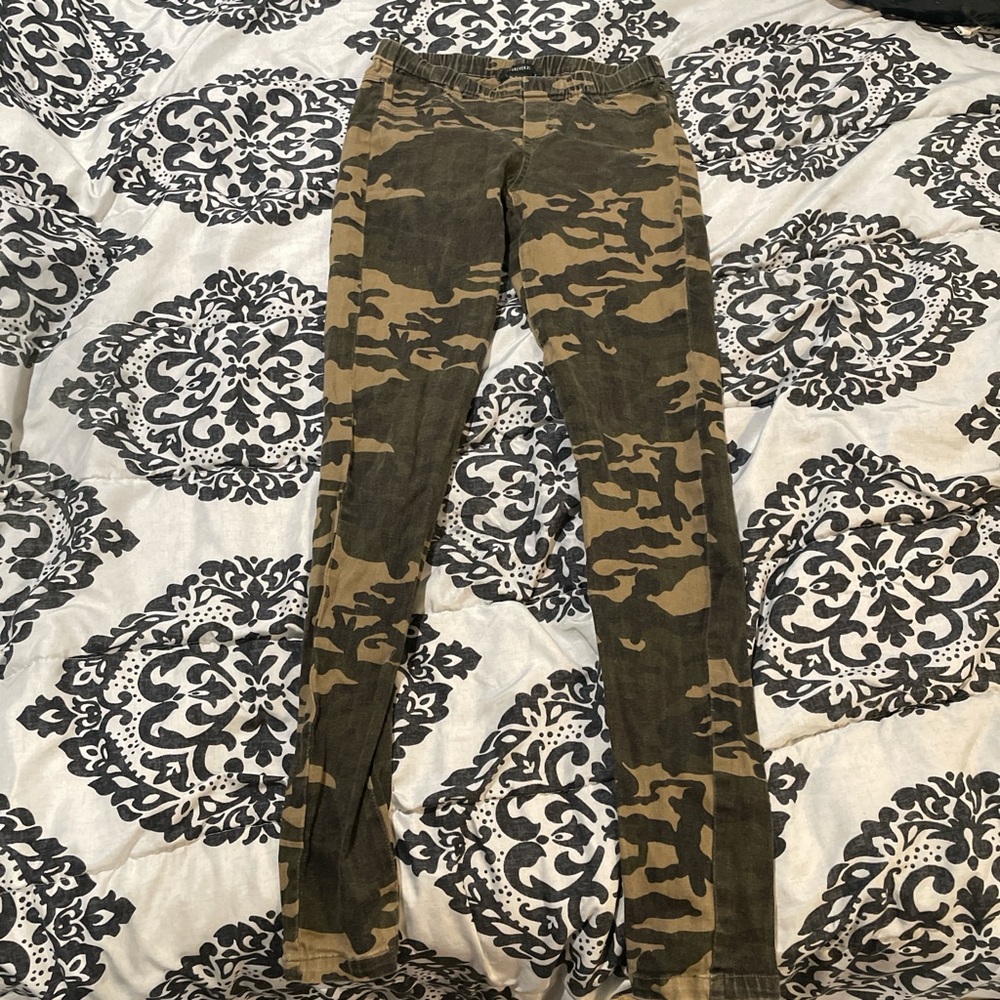 Forever 21 Camo Print Trousers